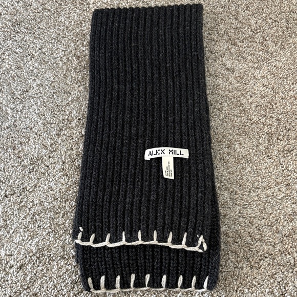 Alex Mill Accessories - Alex Mill Black Knit Scarf with White Accents